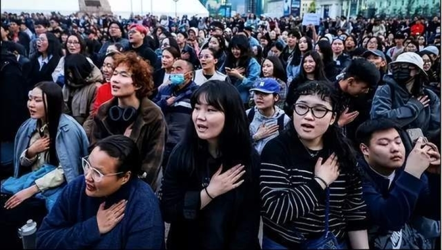 女子遭职场性侵后被开除事件后续,2025澳门管家婆资料大,多元化方案执行策略_试用版V1.93